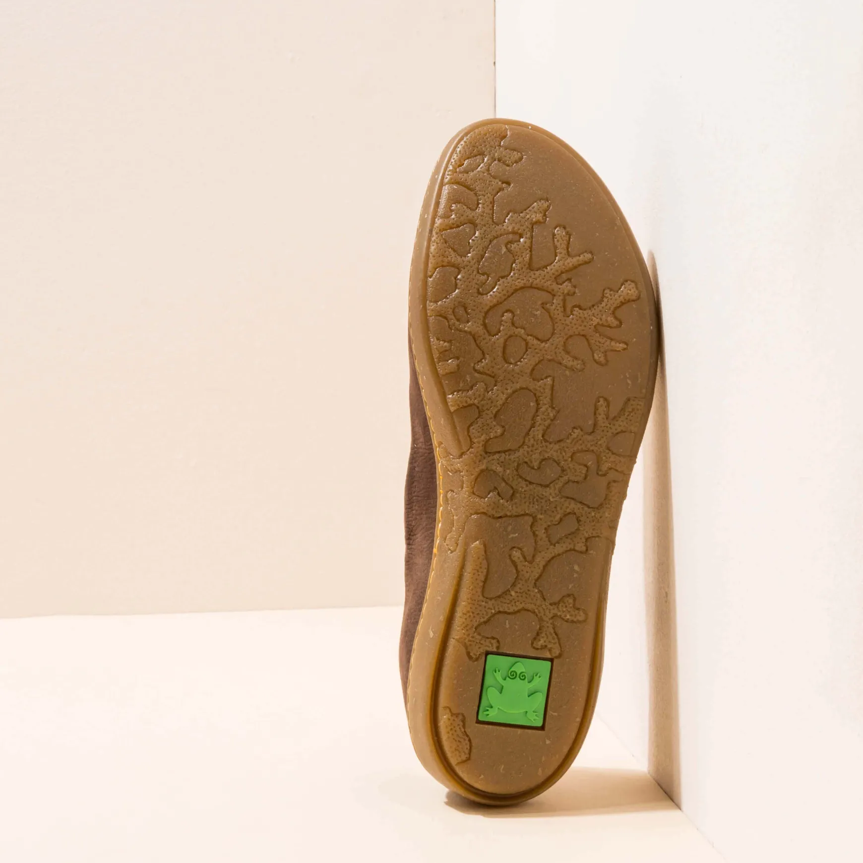 coral_2.webp Bailarinas-El Naturalista 5300 Coral