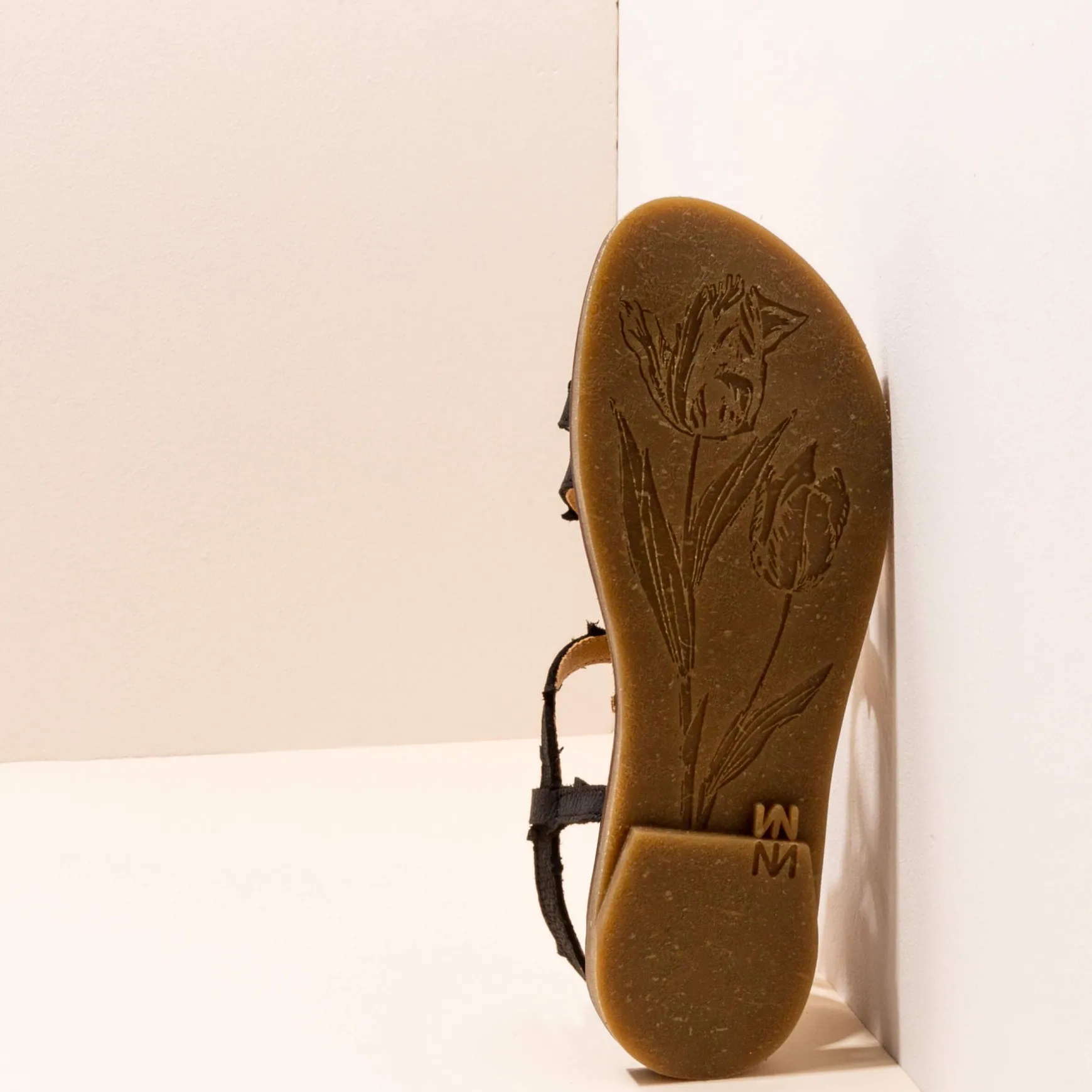 f_tulip_2.webp Sandalen-El Naturalista 5193F Tulip