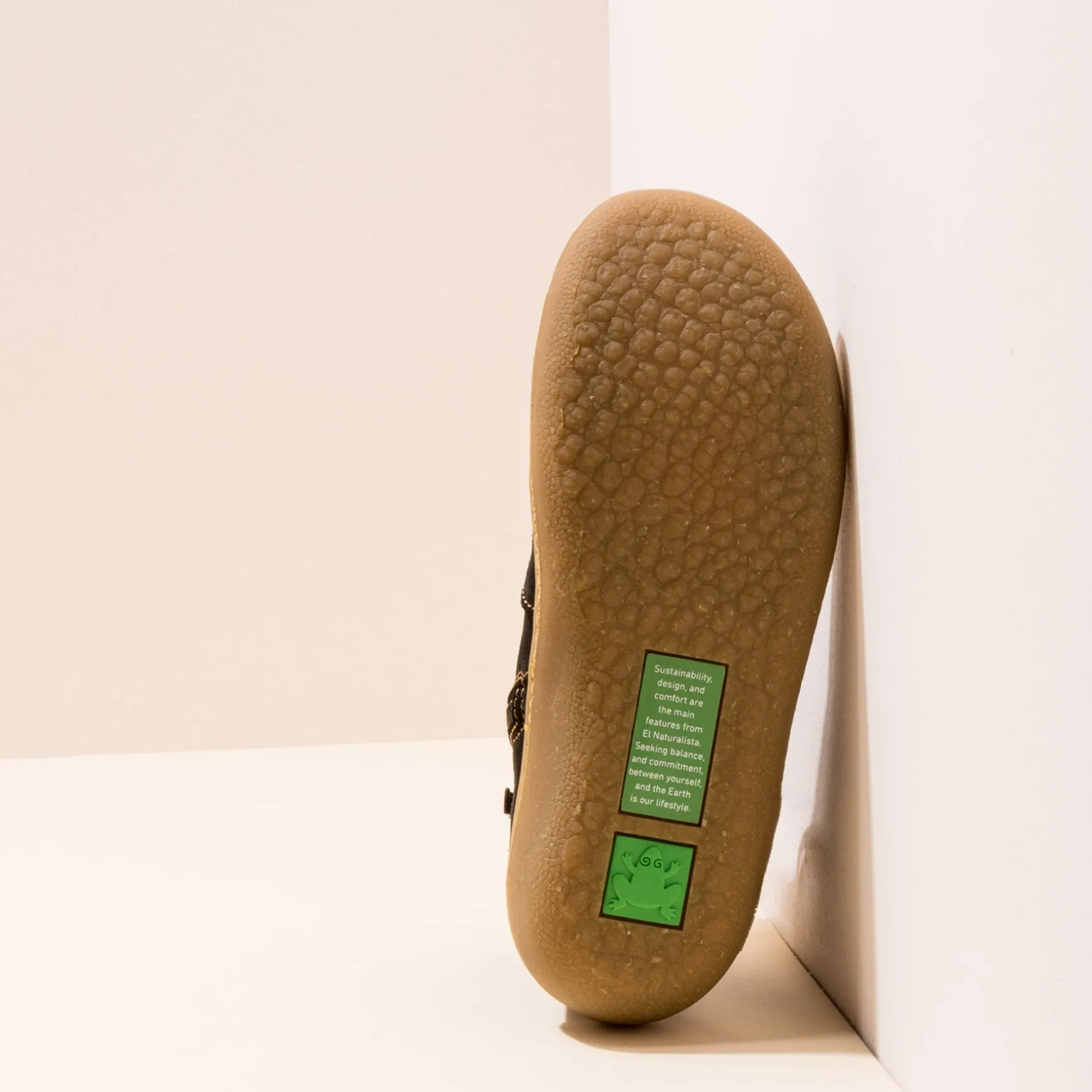 pawikan_3-7.webp Schnürstiefel-El Naturalista 5774 Pawikan