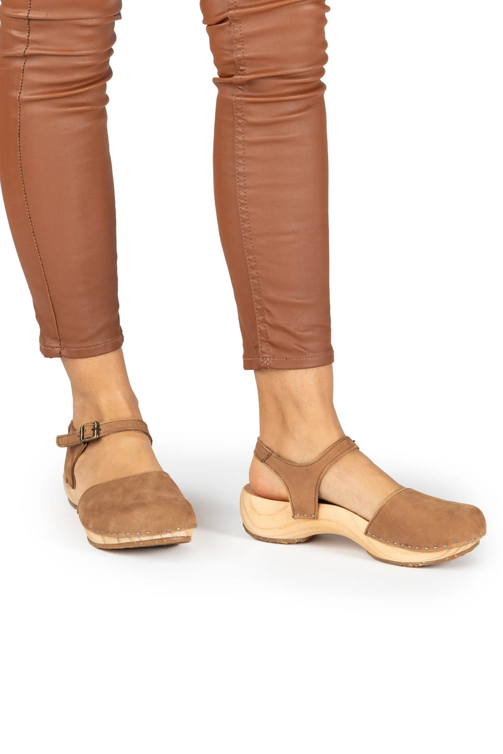 shokunin_3-1.webp Sandalen-El Naturalista 5833 Shokunin