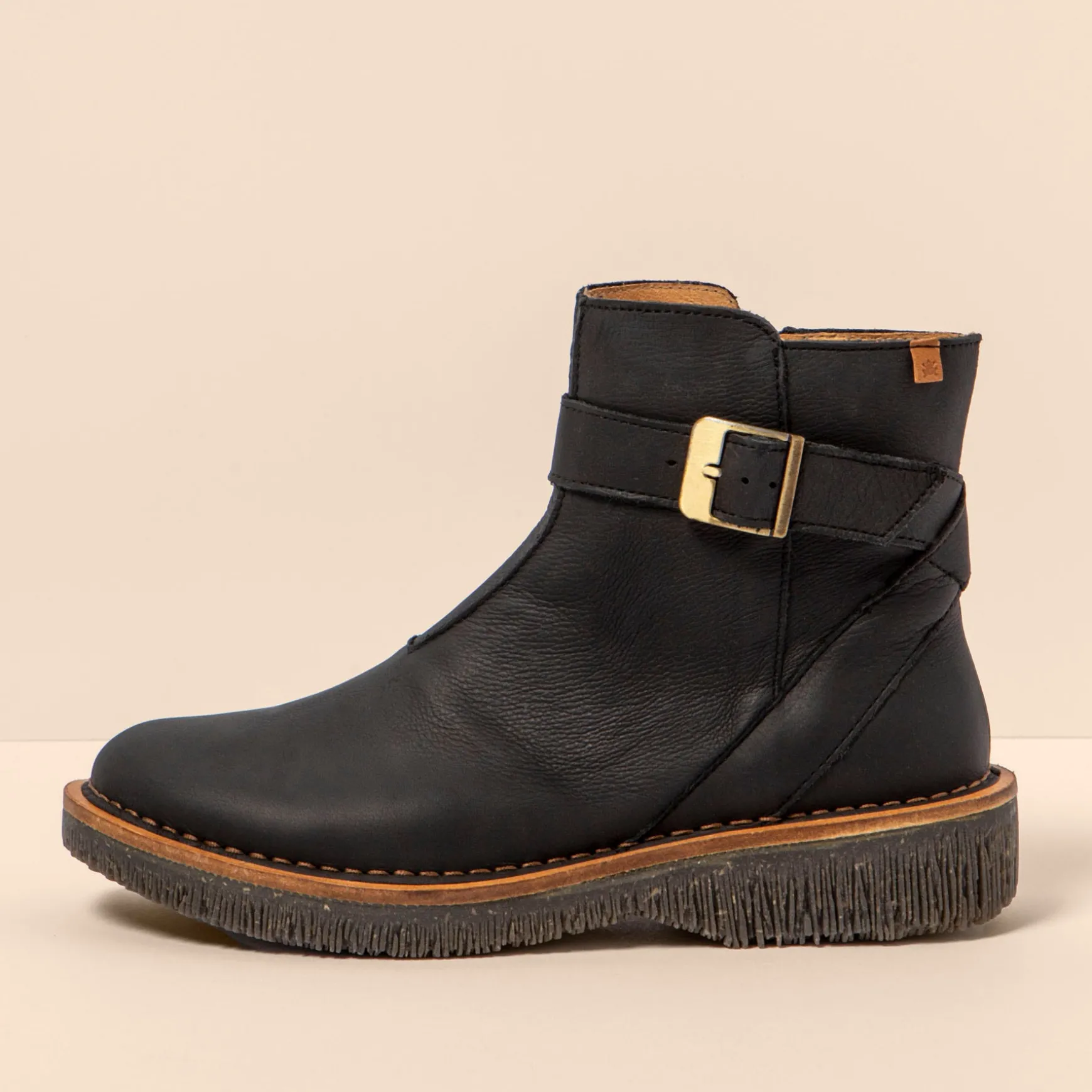 Schnürstiefel-El Naturalista 5580 Volcano