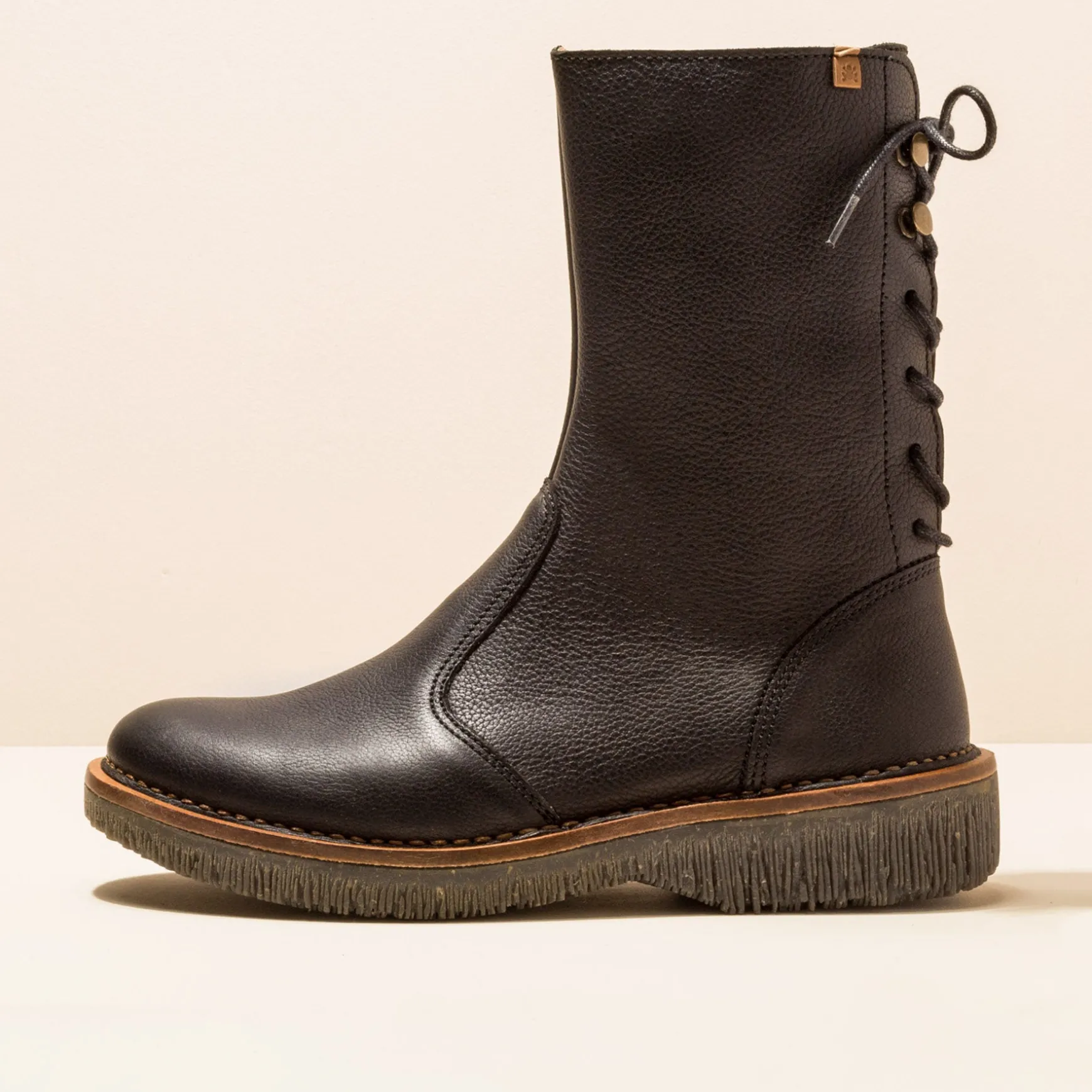 Stiefel-El Naturalista 5577 Volcano